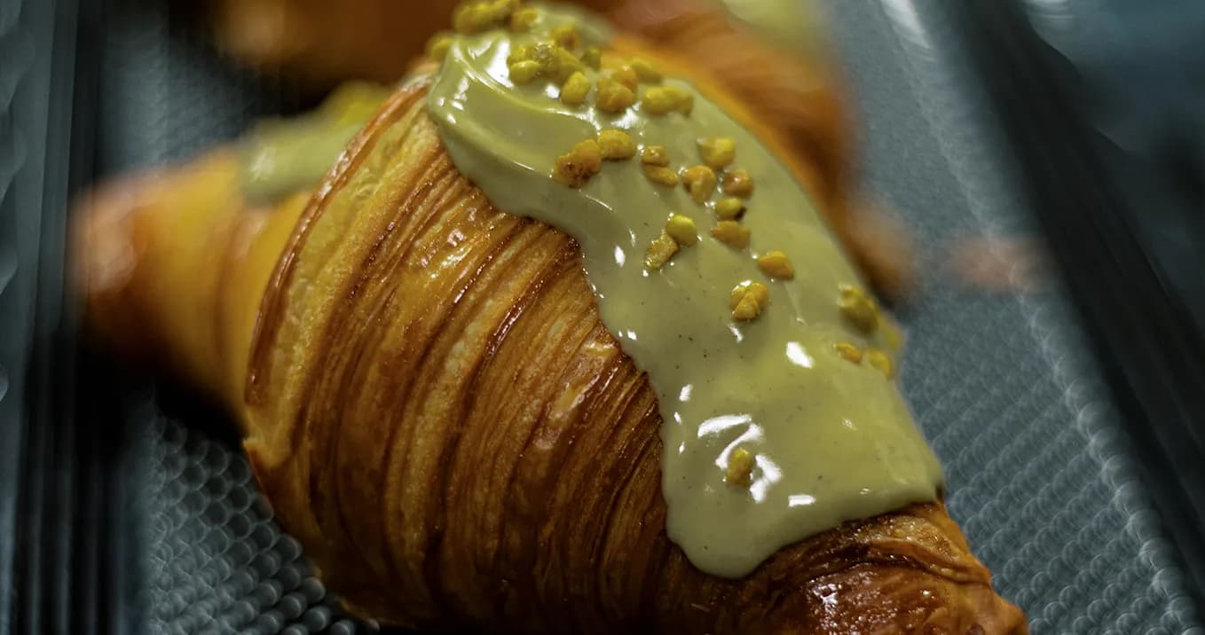 recipe image Розкішні французькі круасани: майстер-клас з листкового тіста