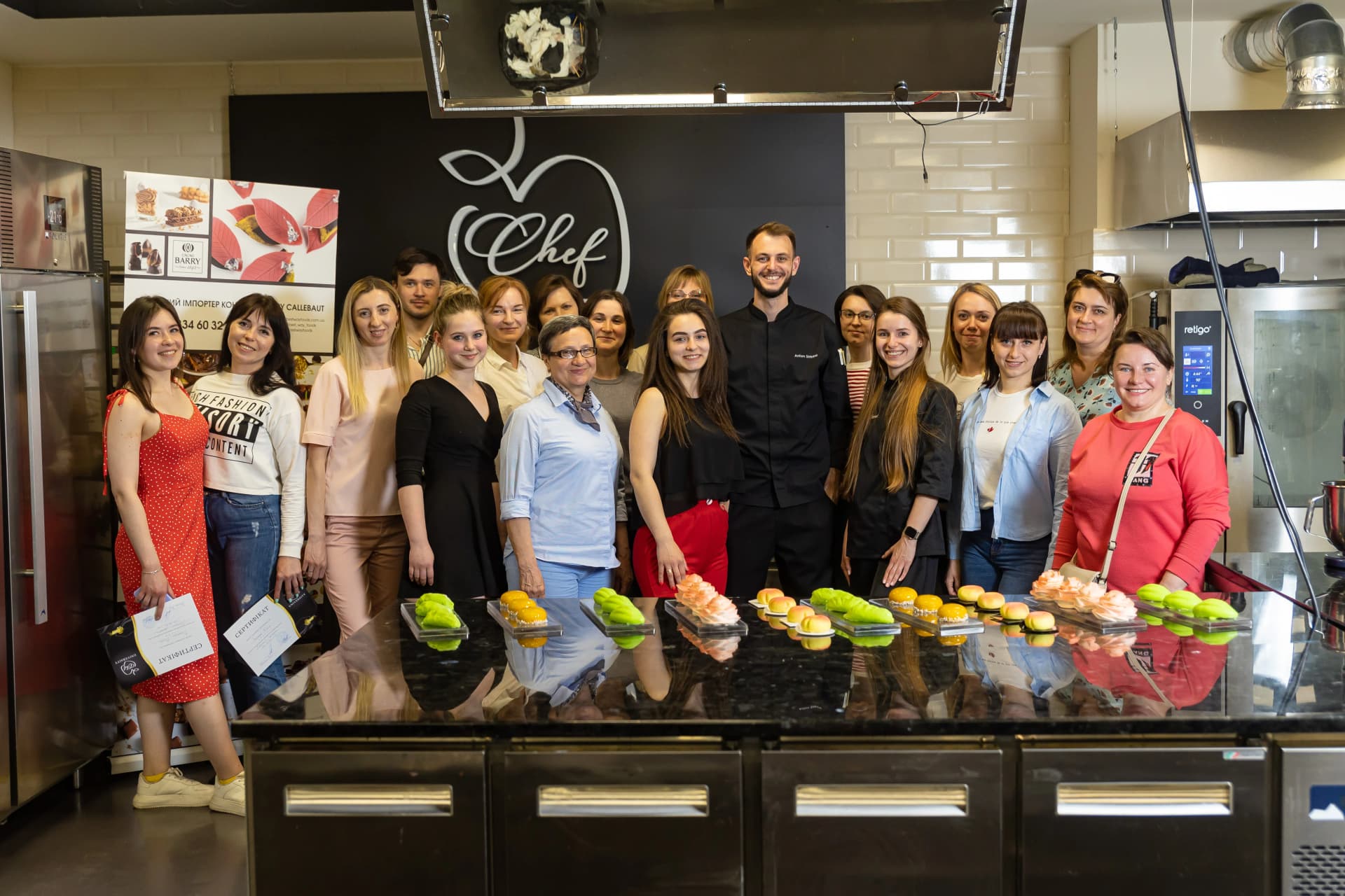 recipe image Вітринні десерти від шеф-кондитера Антона Штипи